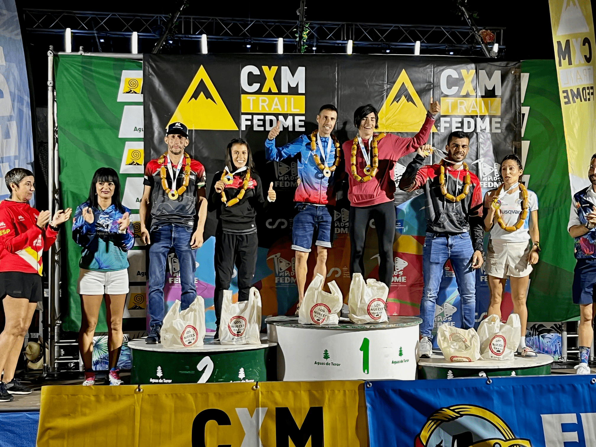 Rafael Ortiz en el 1º puesto del podio