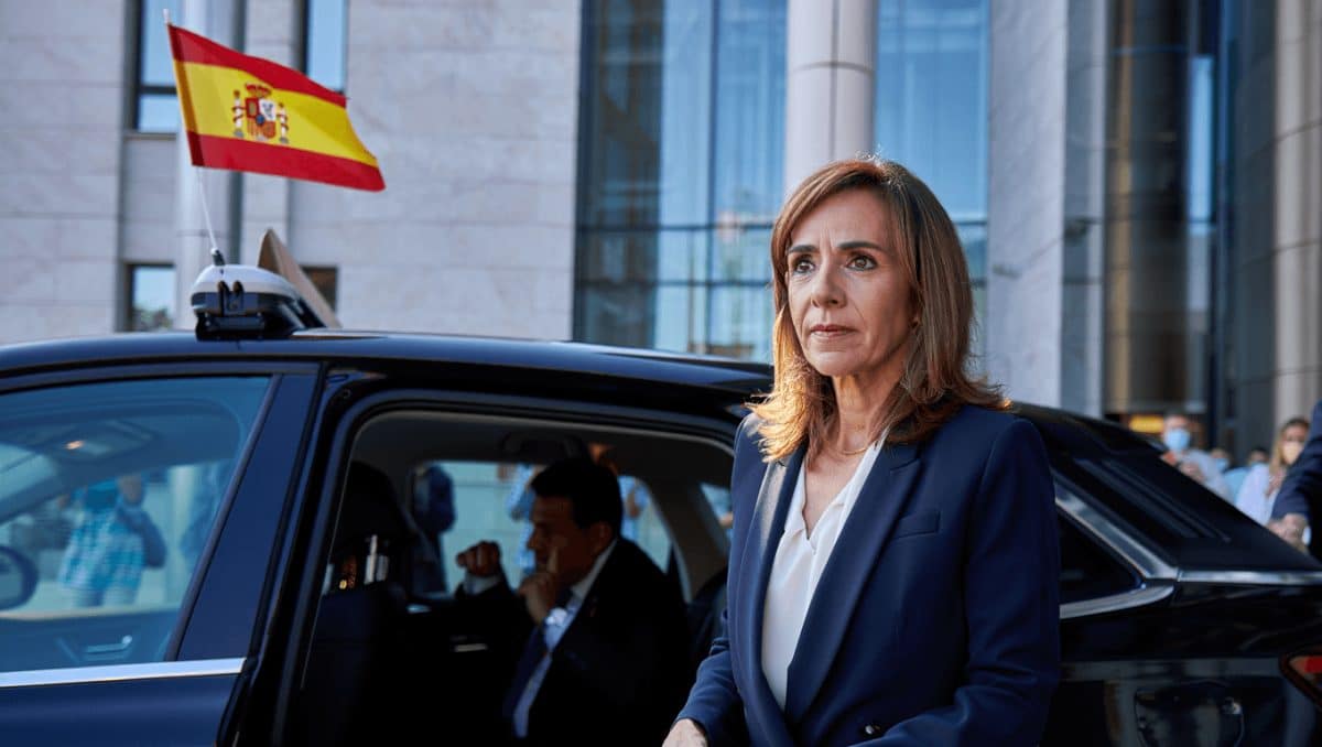 María Jesús Montero se bajará del coche oficial después de 22 años