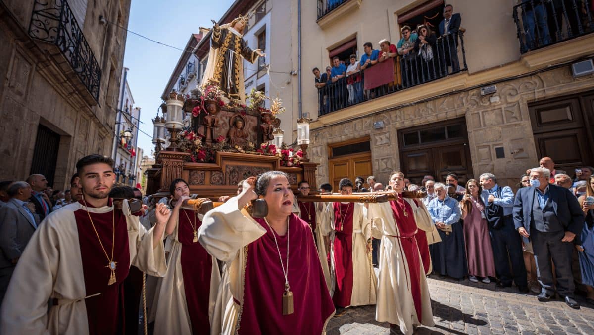 Itinerarios y horarios del Martes Santo de la Semana Santa de Córdoba 2026