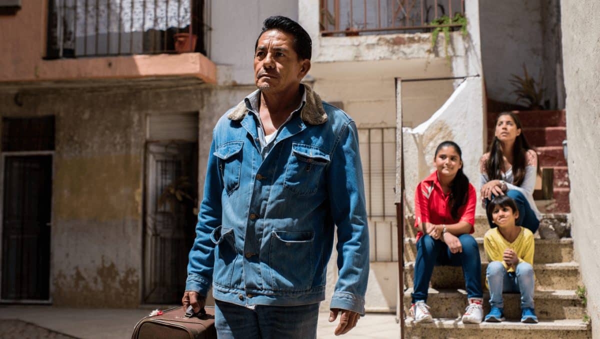 Llega la subasta de promesas: del retorno de los emigrantes al pago de la entrada de la casa