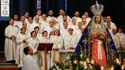 El coro de la Redención prepara 80 voces andaluzas para cantarle a la Virgen del Rocío en una misa pontifical «clásica y especial»