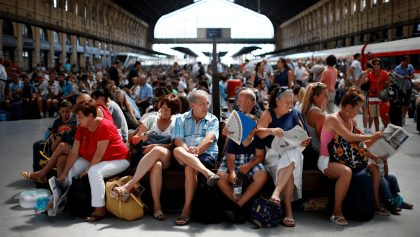 El Ayuntamiento denuncia el «caos absoluto» en la estación de tren de Córdoba: «Esto es la consecuencia de un Gobierno inoperante e incompetente»