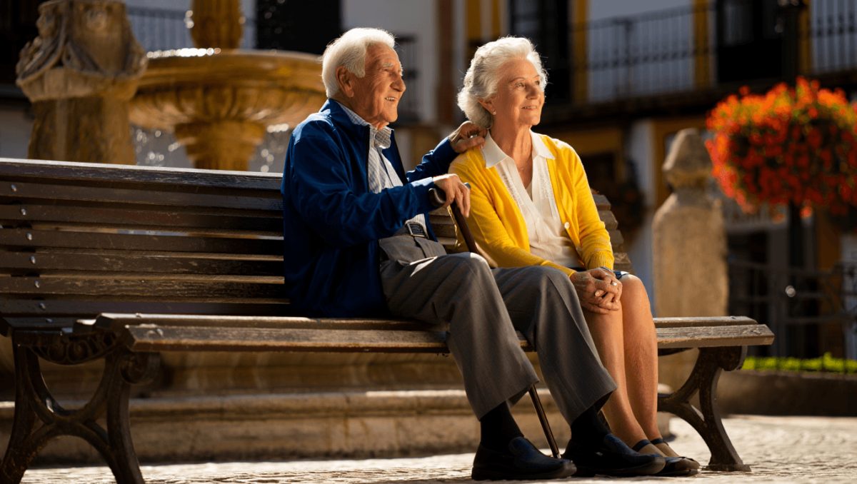 Casi el 24 % de los malagueños de 65 a 74 años ha nacido en el extranjero - jubilados extranjeros 2