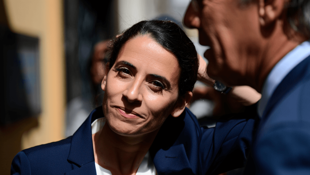 La risa cómplice de Isabel Bono