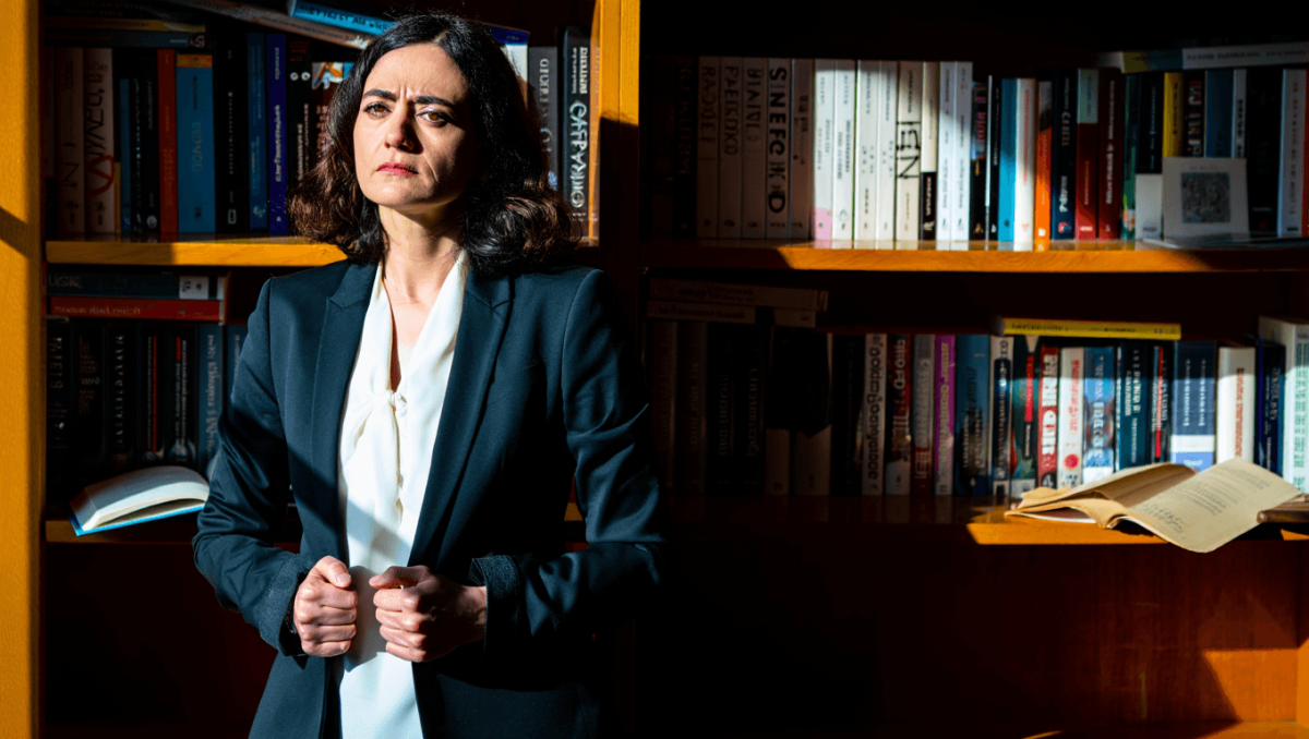 Radmila Petrović: “Cuando quieres ser simplemente un ser humano, te dicen que te comportas como un hombre”